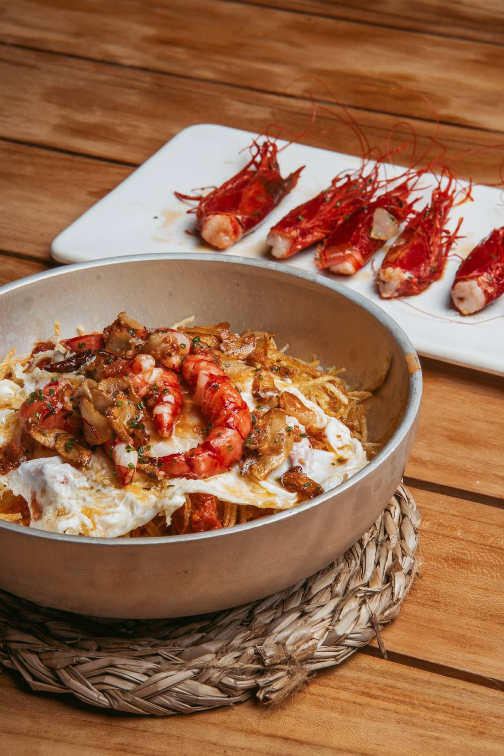 Plato de Puntapiedra elaborado con carabineros